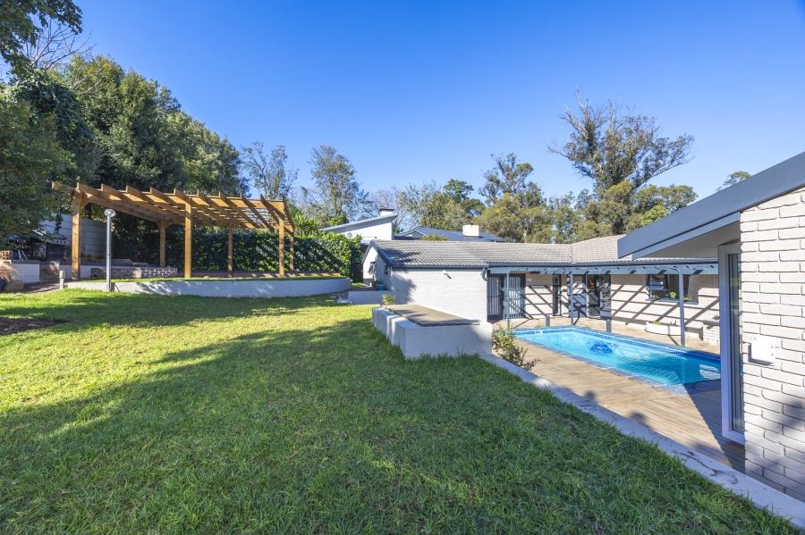3 Bedroom Property for Sale in Kenridge Western Cape